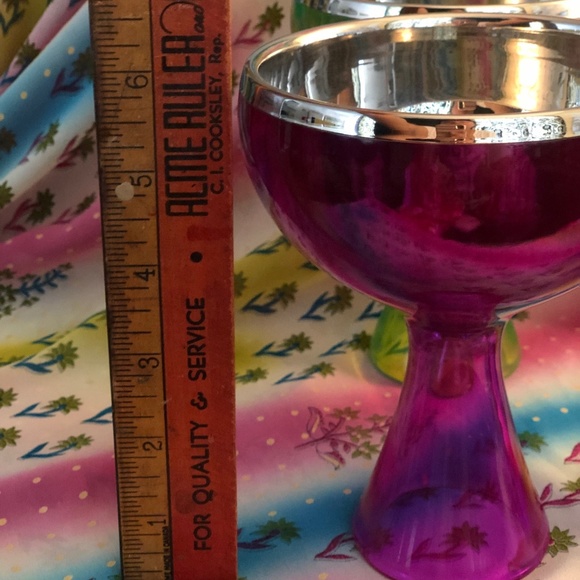Rare Vintage Neon Space-age goblets - Picture 7 of 7